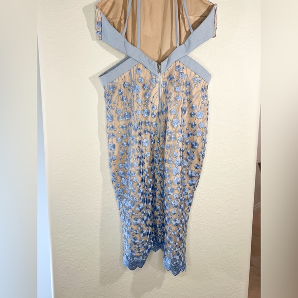 L’ATISTE Lace & Embroidered Midi Cocktail Dress, Size M - Picture 11 of 13